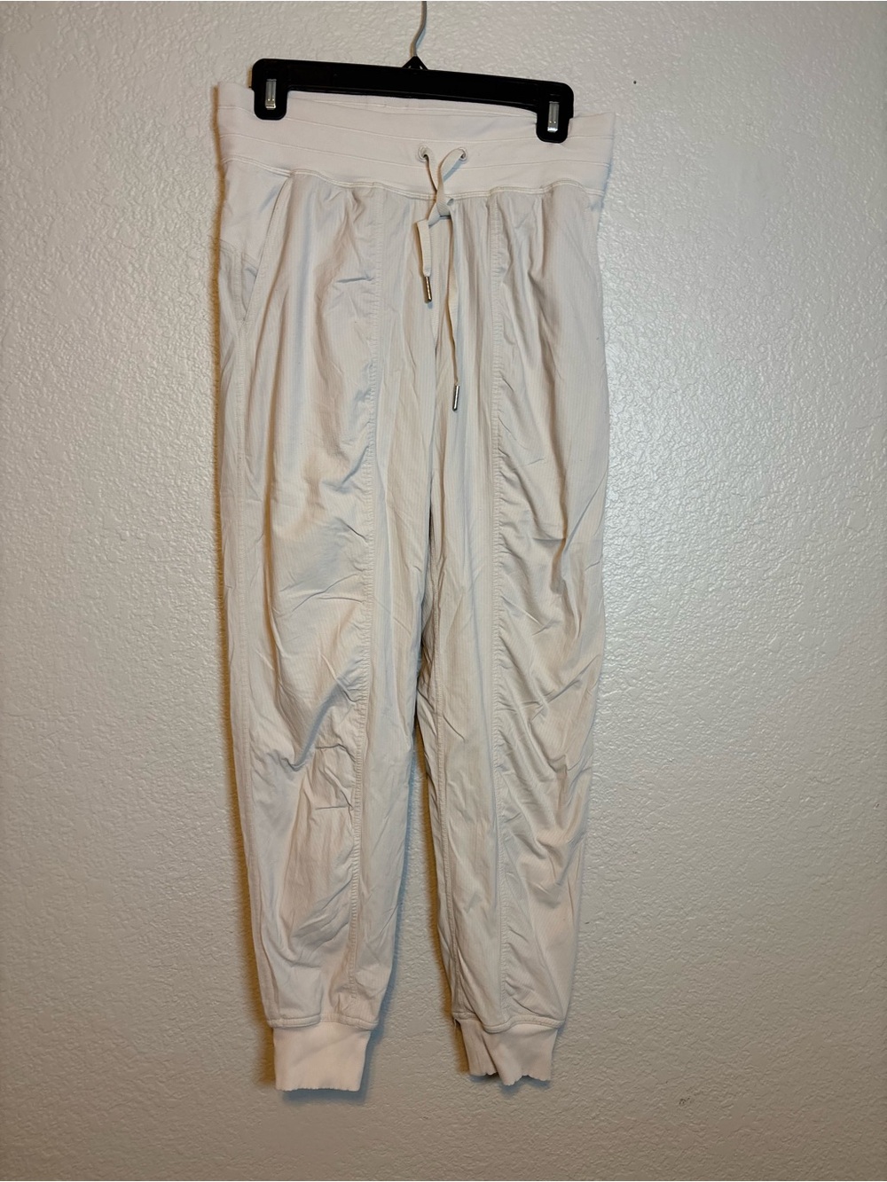 Lululemon Dance Studio Mid-Rise Jogger *Full Length
White Opal